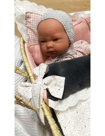 Moisés Cuna para Muñecos Hecho a Mano en Maunaloakids