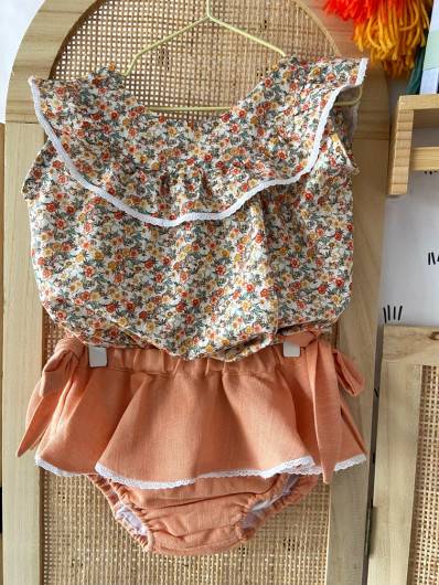 Conjunto Emilie Boetie Braga melocoton y Camisa liberty en