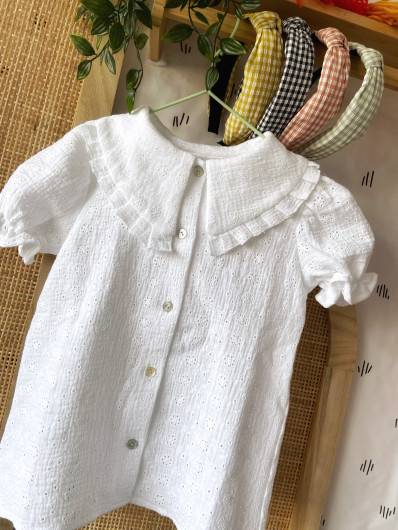 Blusa Blanca Cuellos Boetie Laila en Maunaloakids