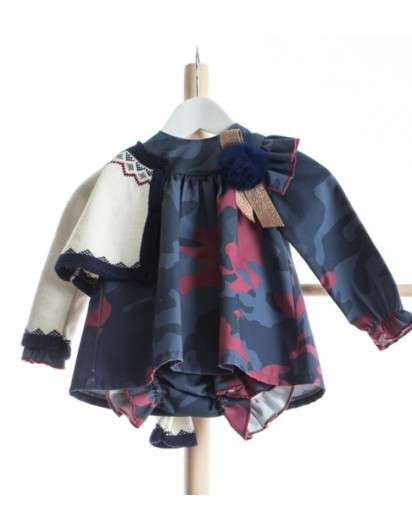 CHAQUETA KIDS CHOCOLATE BLANCA BORDADOS BEBE NINA. COLECCIÓN CAMUFLAJE